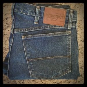 Wrangler Relaxed Fit Jeans